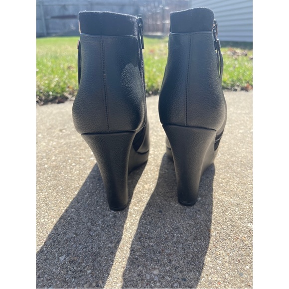 Black booties - Picture 7 of 7